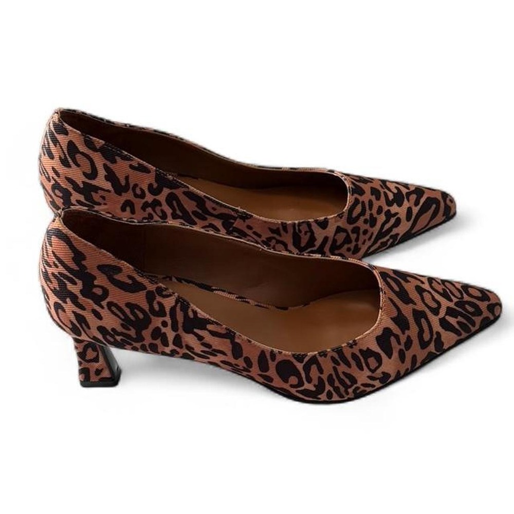 Naturalizer Leopard Print Kitten Heel Pumps, Women's Size 8.5